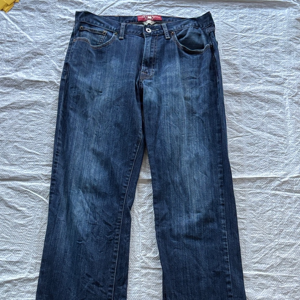 Lucky Brand Men's size 32 x 30 style is 361 vintage straight Jeans